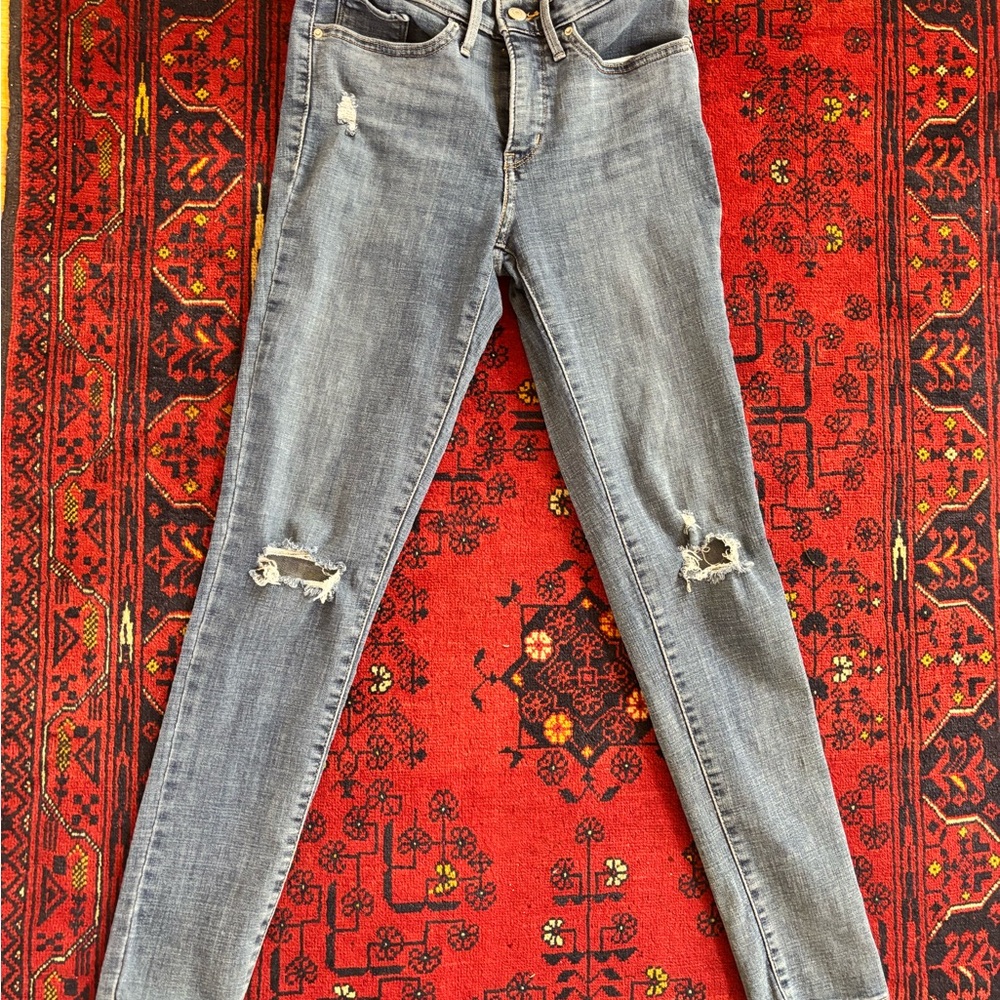 Levi's Blue Skinny Jeans Distressed Fit